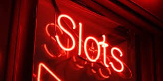 phsky site live casino lobby showing baccarat and roulette tables
